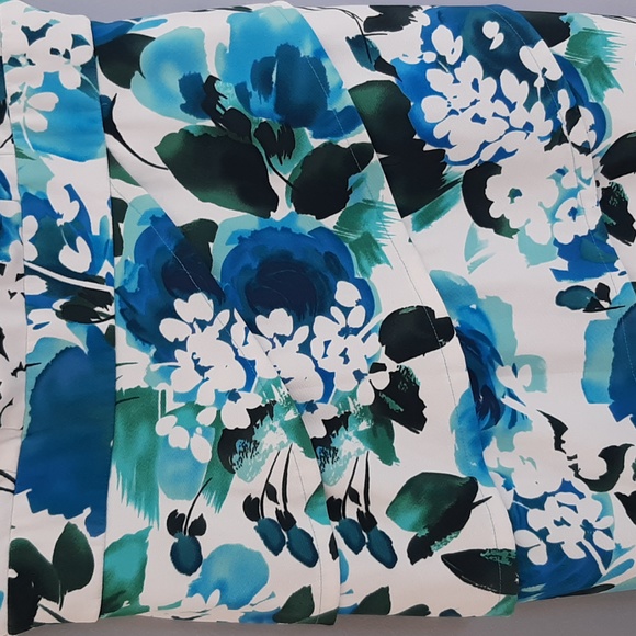 * Dress Barn Dress - Picture 3 of 4